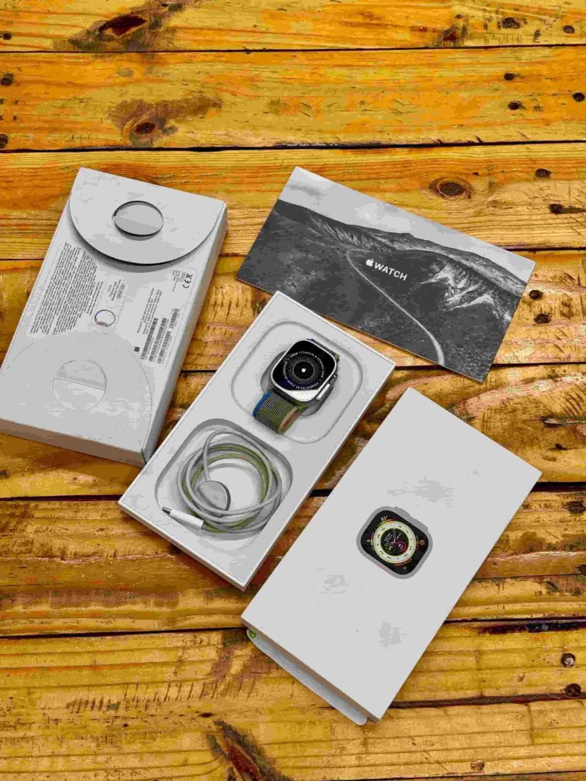 Apple Watch Ultra 1 49mm, battery 99% - Tsh 999,999 now available in Sambazah in Tanzania