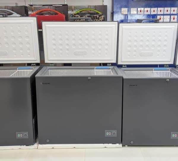 Skywood Freezer zinapatikana kupitia Sambazah now available in Sambazah in Tanzania