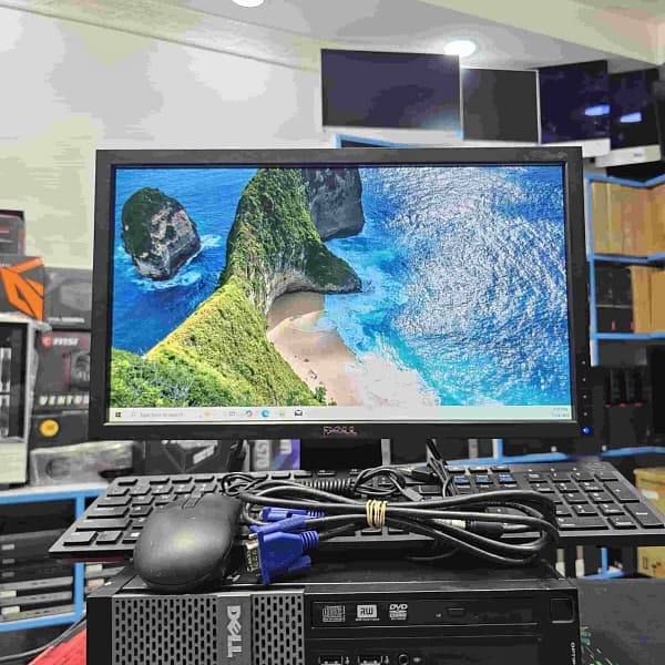 Budget desktop setup Dell optiplex 990 Core i5 2nd gen 4gb ram 50p gb hdd 19 inch monitor Vga,mouse,keyboard, 2 power cables - 330,000 now available in Sambazah in Tanzania