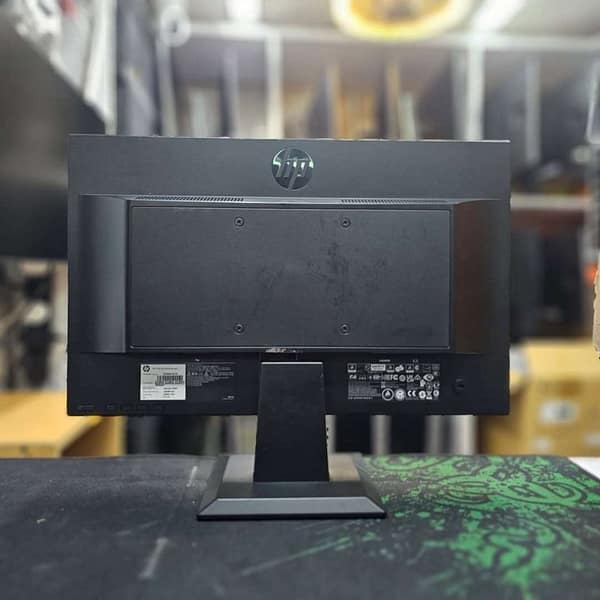 Deal✅✅Hp P19b G4 WXGA 19 Inches wide monitorVga input Tsh 175,000 available in Tanzania through Sambazah