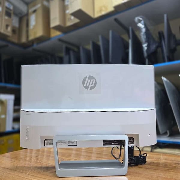 Hp-27-inch-curved-display🔥Brand-new-monitor-🔥19201080-🔥75hz-🔥HDMI-display-portsAvailable-Tsh-650000 available in Tanzania through Sambazah