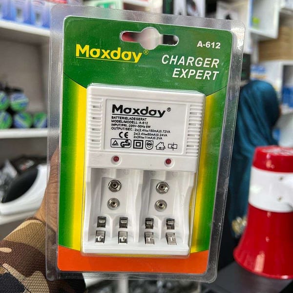 Machine-ya-kuchaji-battery-Tsh-25000 available in Tanzania through Sambazah