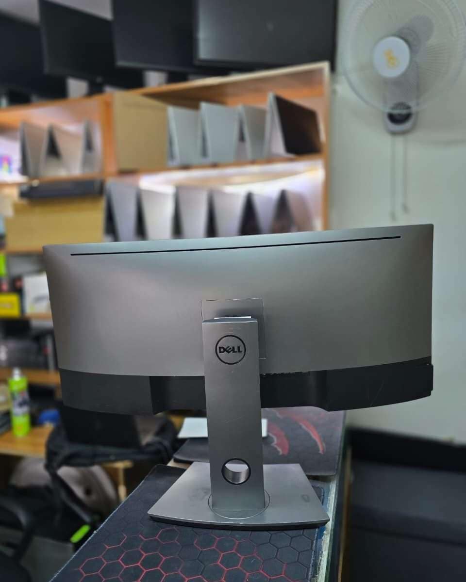 Dell U3417W 🔥34 inch curved monitor 🔥3440x1440 QHD 🔥Curvature; 1900R curve Panel available in Tanzania through Sambazah