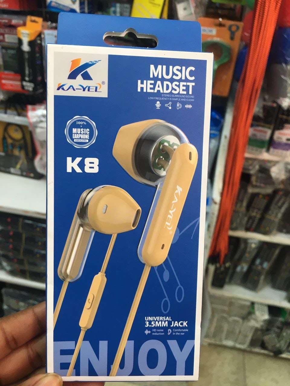 Ear phones - Tsh 8000 now available in Sambazah in Tanzania