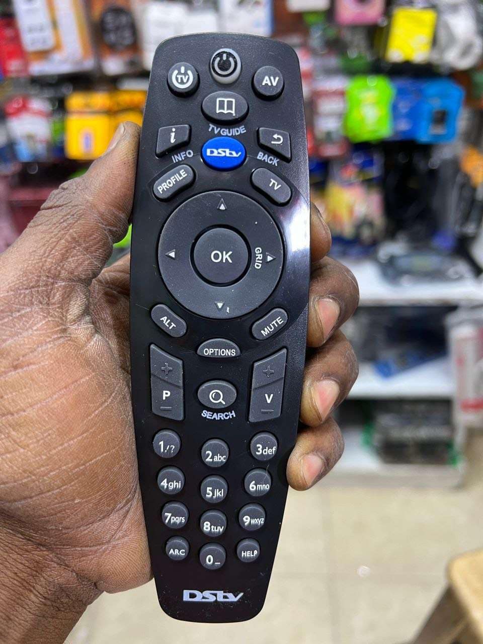 dstv tv remote portable Tanzania - Tsh 12000 available in Sambazah in Tanzania
